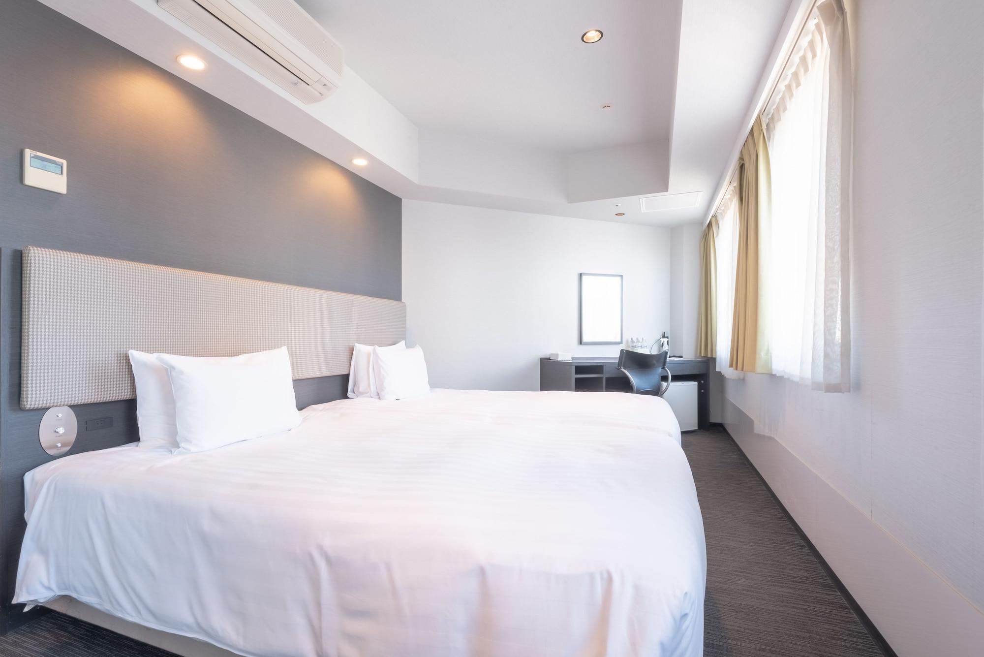 Hotel E Higashi Shinjuku Tokio