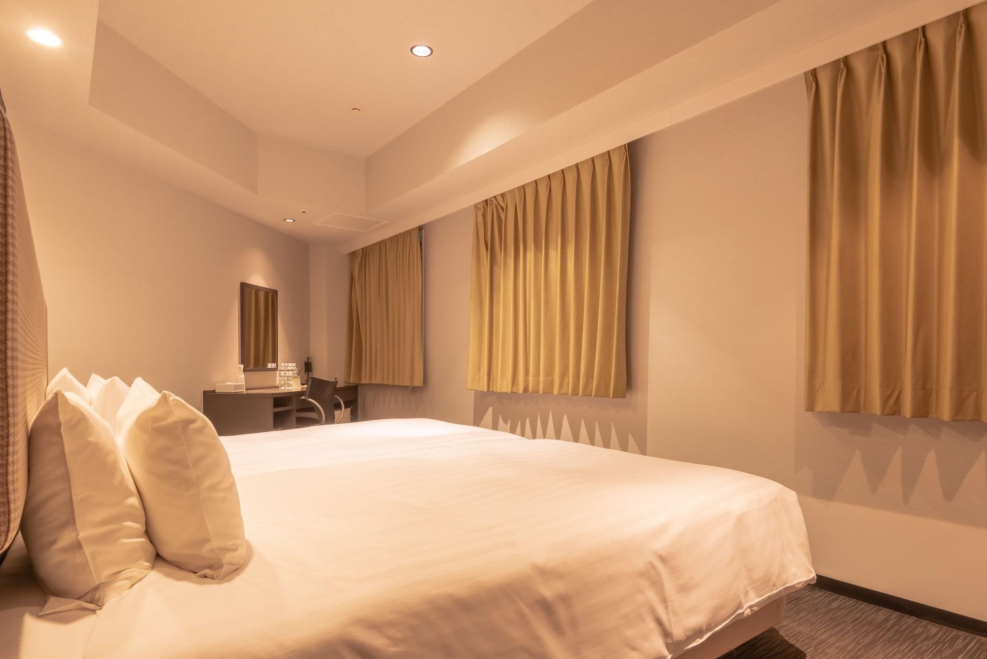E Higashi Shinjuku 3* Tokio