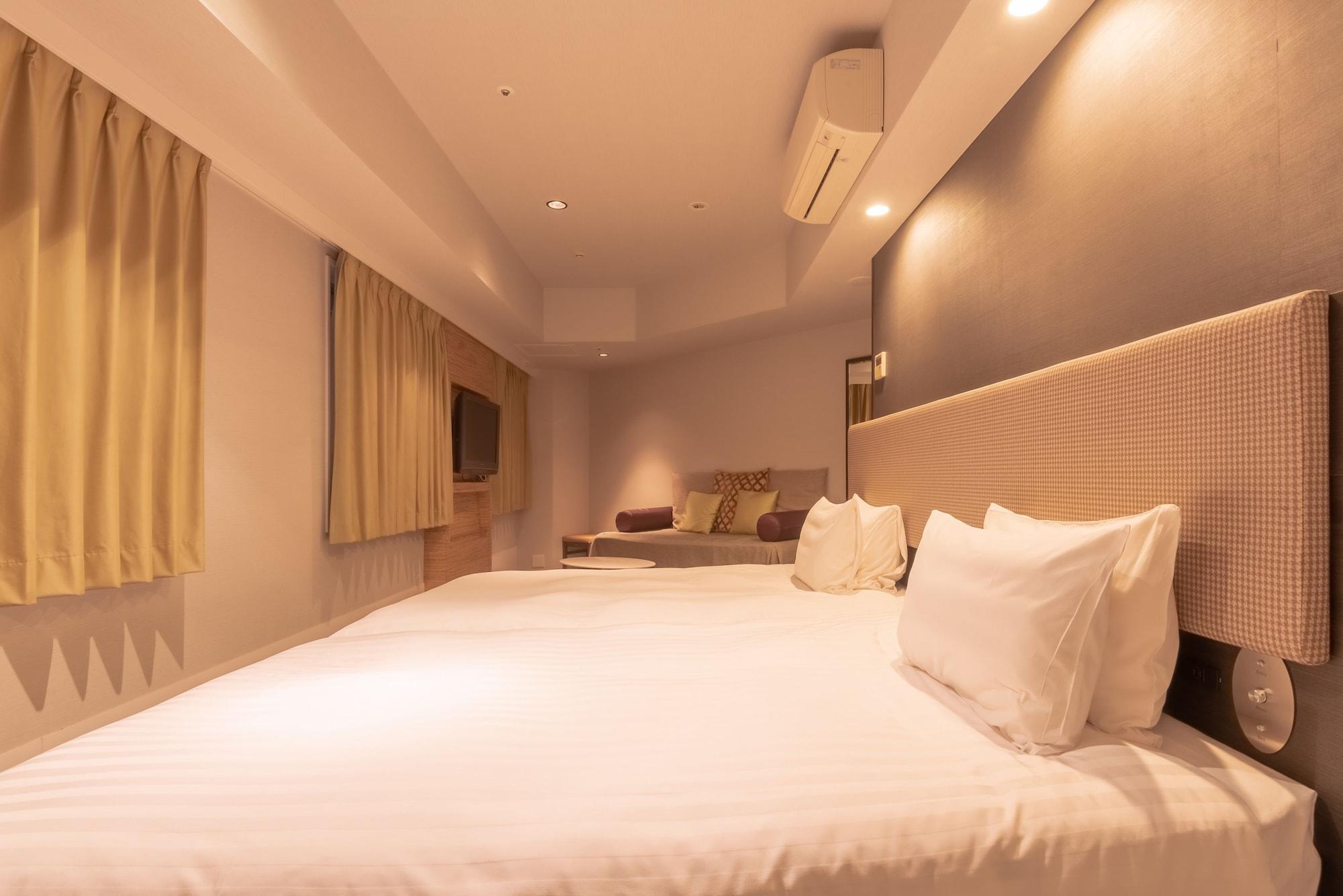 E Higashi Shinjuku Hotel Tokio